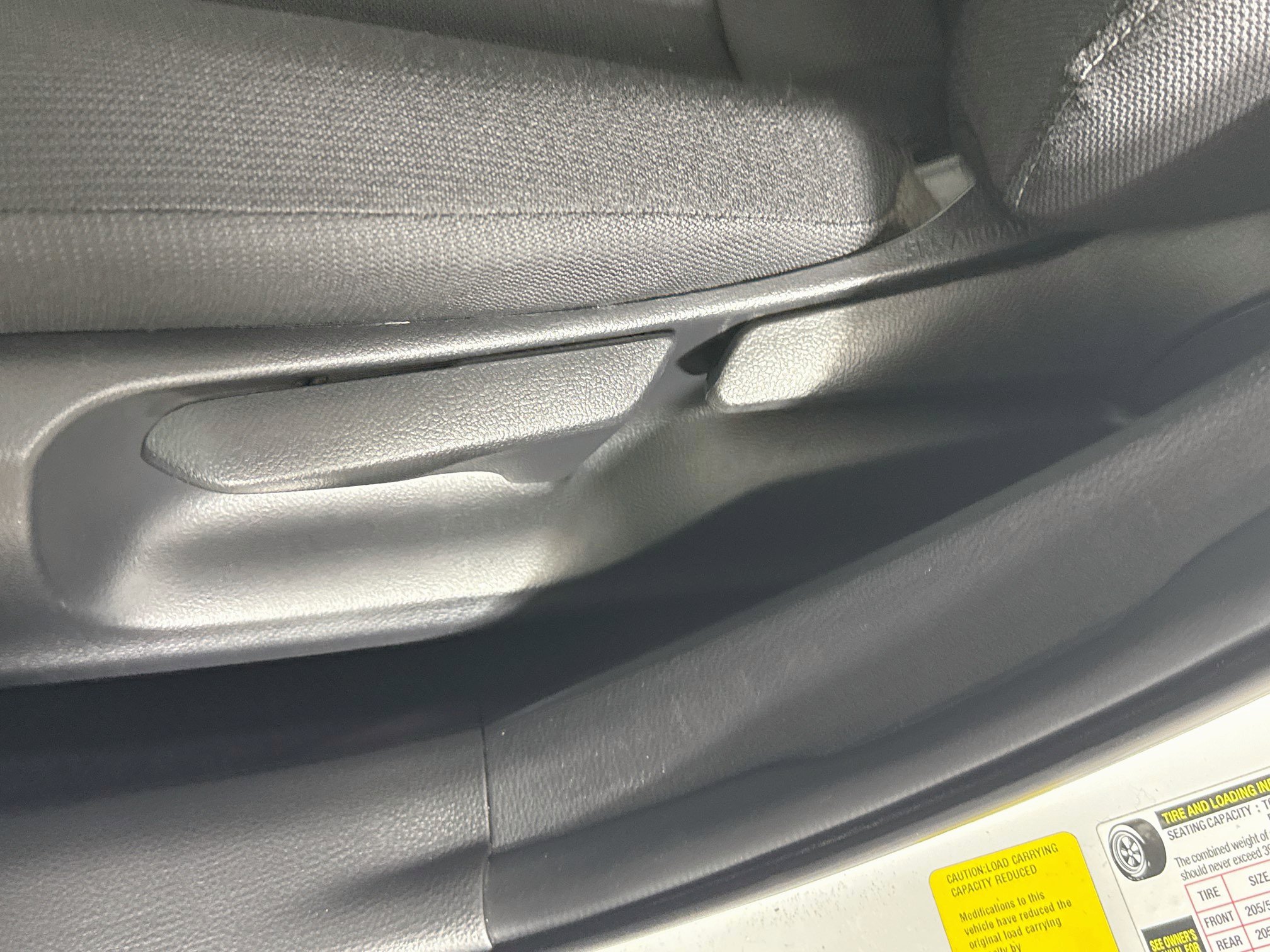 Used 2025 Toyota Corolla LE FWD image 22