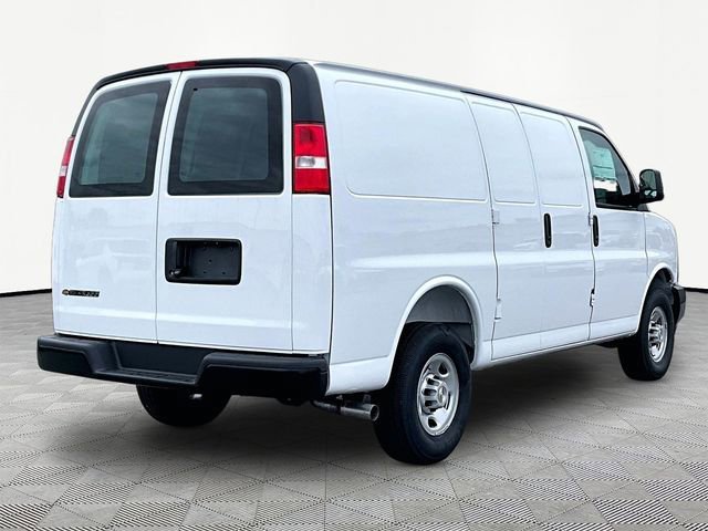 New 2026 Chevrolet Express 2500 w/ Driver Convenience Package RWD image 6
