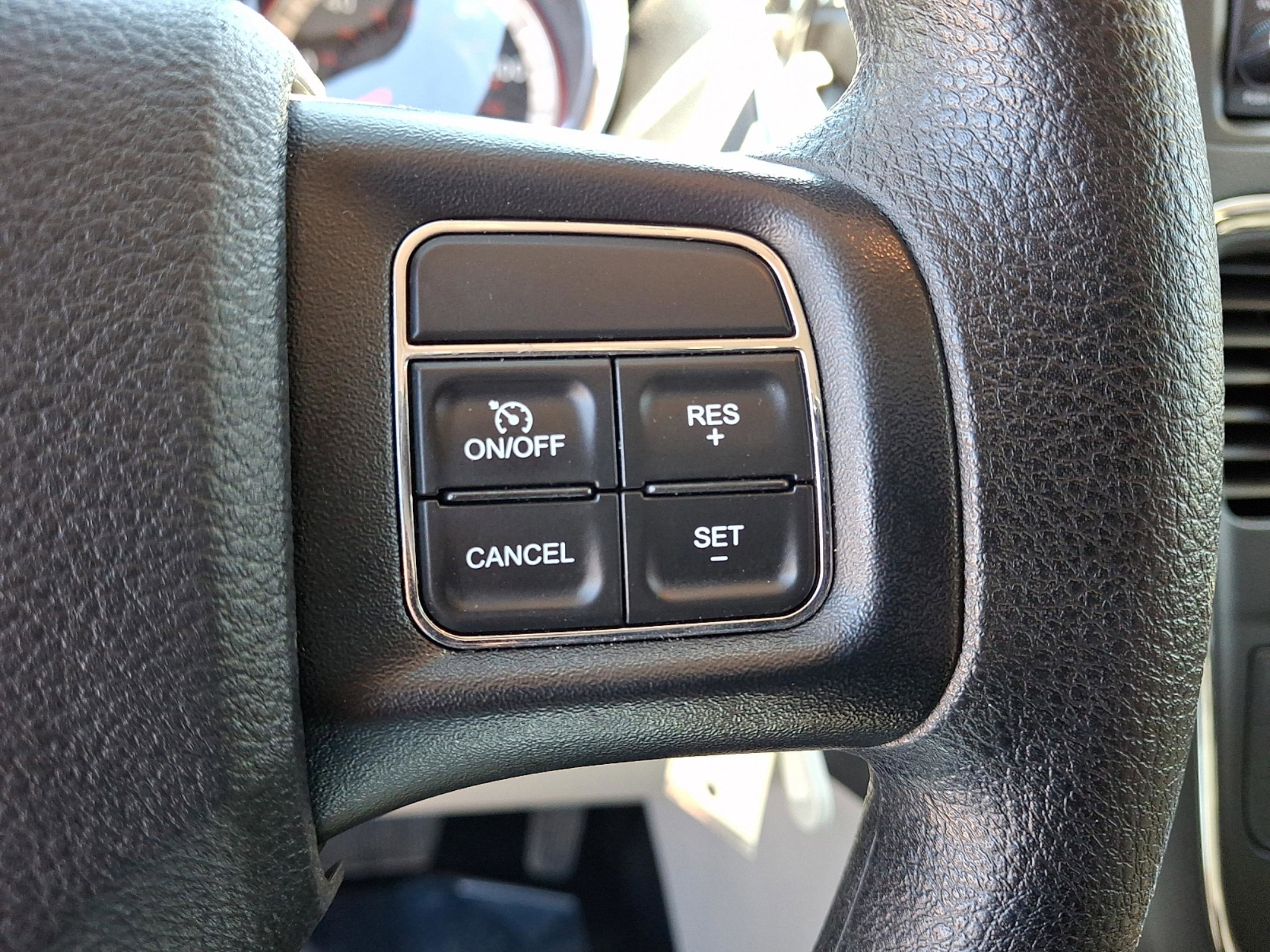 Certified 2018 Dodge Grand Caravan SE w/ UConnect Hands-Free Group image 22