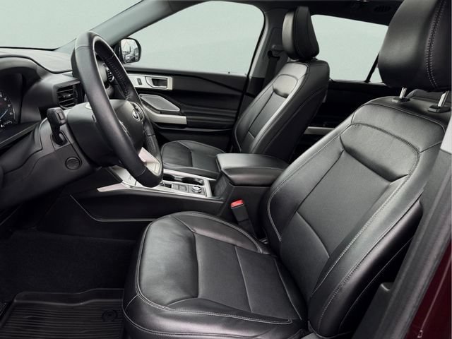 Used 2023 Ford Explorer Limited w/ Limited Technology Package AWD/4WD image 15