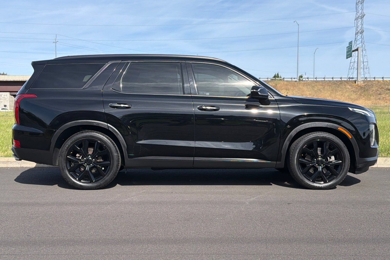 Used 2020 Hyundai Palisade SEL FWD image 2