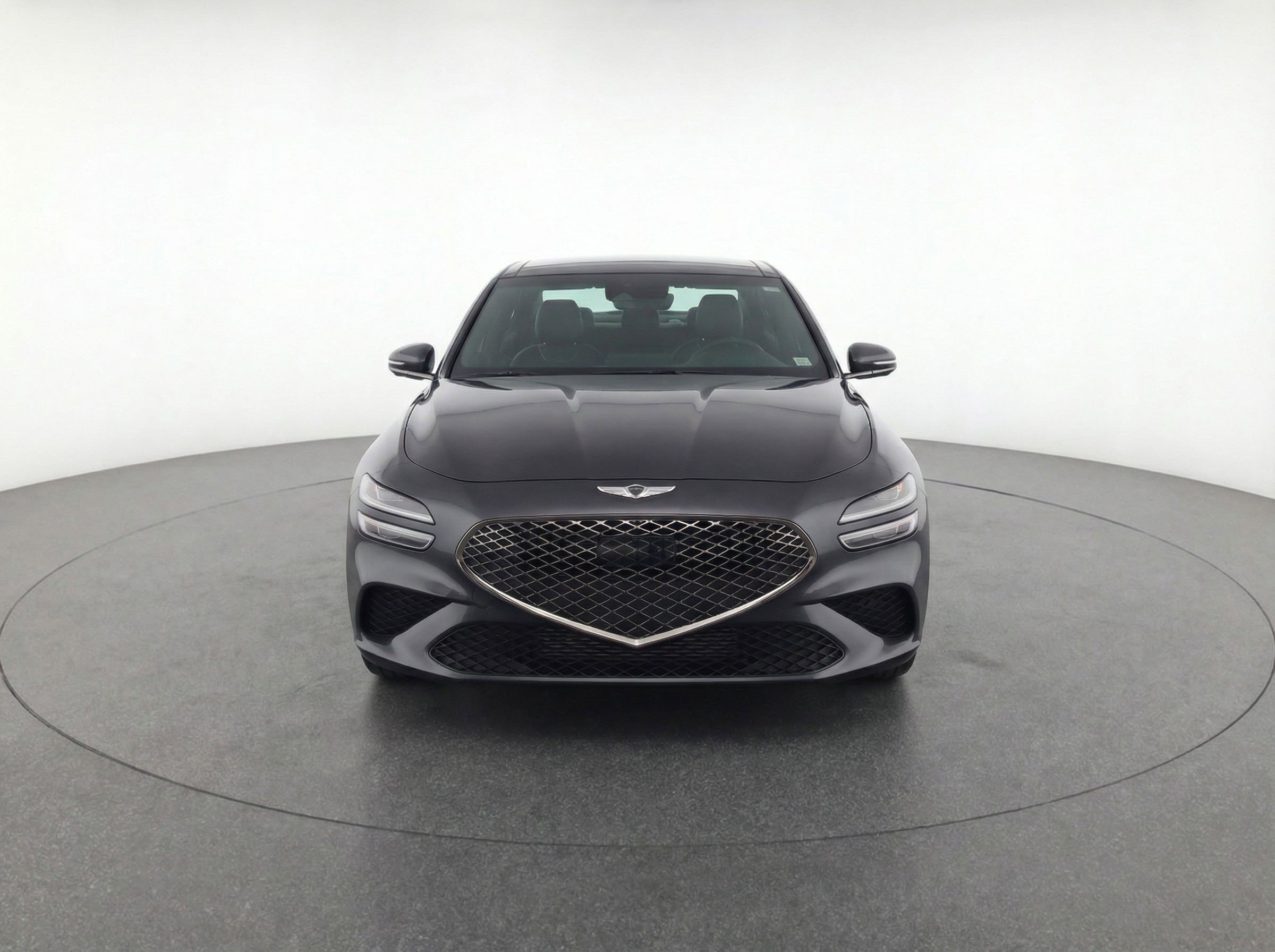 Used 2025 Genesis G70 2.5T AWD/4WD image 2