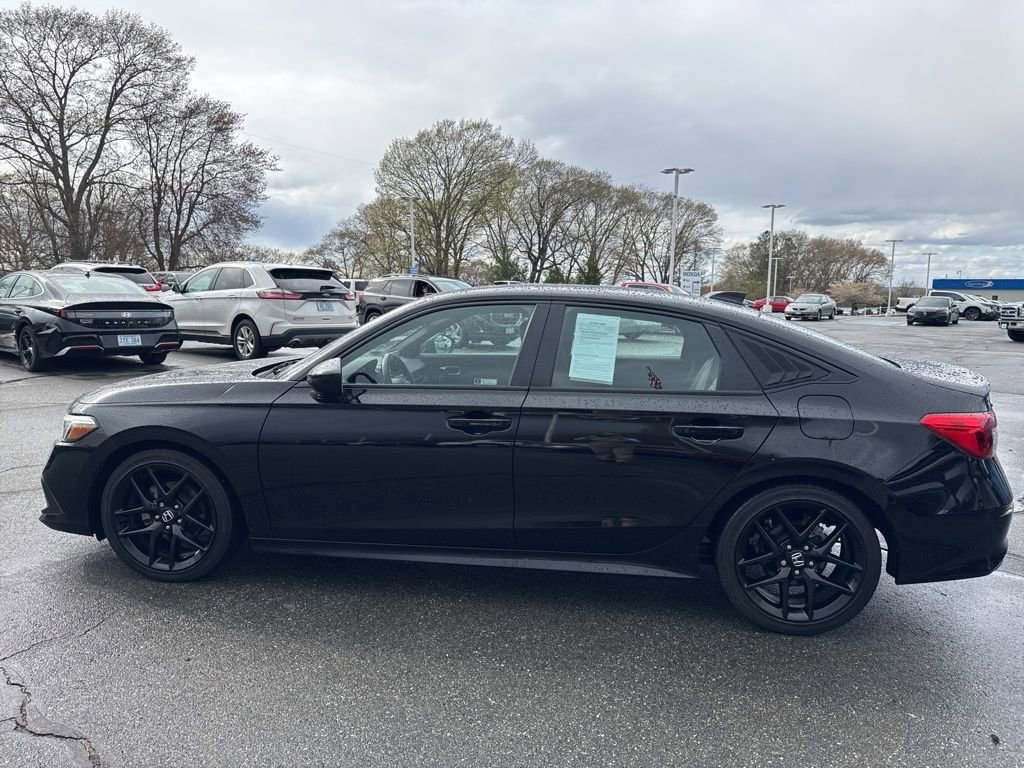 Used 2024 Honda Civic Sport image 3