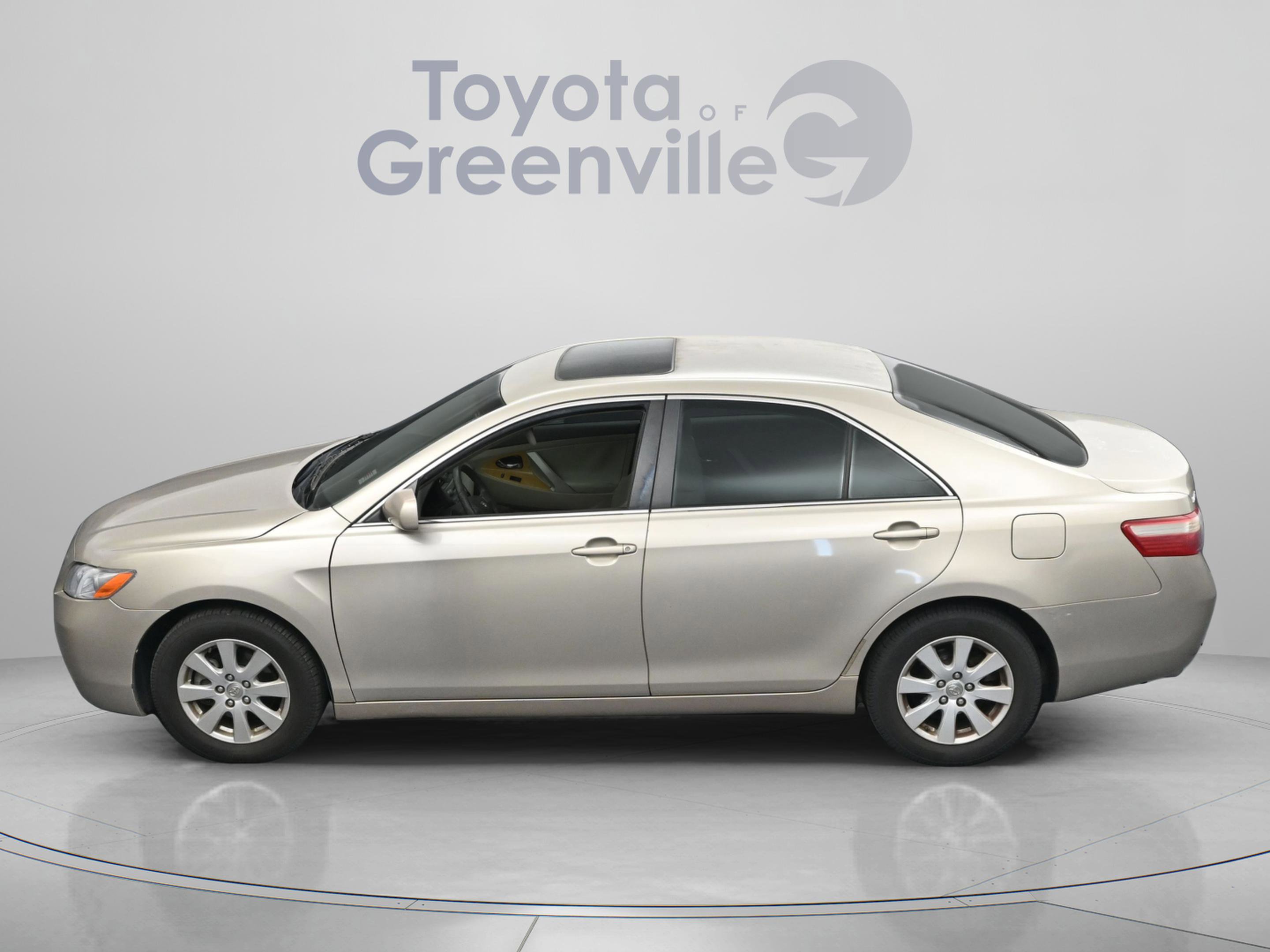 Used 2007 Toyota Camry XLE FWD image 5