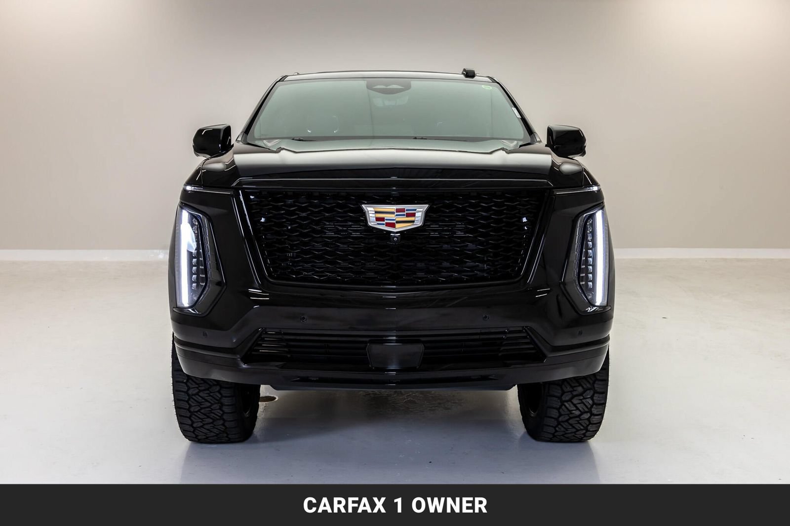 Used 2026 Cadillac Escalade Sport w/ Touring Package AWD/4WD image 3