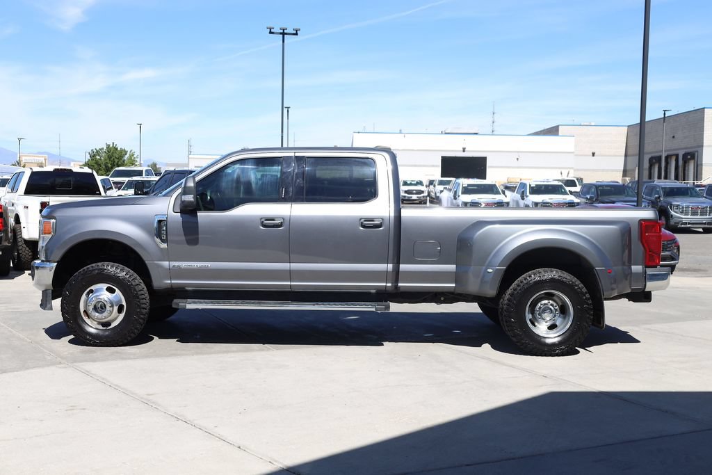 Used 2022 Ford F350 Lariat AWD/4WD image 3
