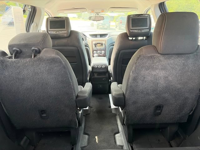 Used 2017 Chevrolet Traverse LT w/ Style and Technology Package AWD/4WD image 15