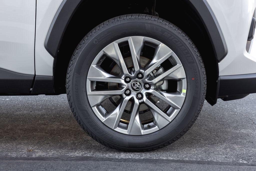 New 2025 Toyota RAV4 XLE Premium image 4