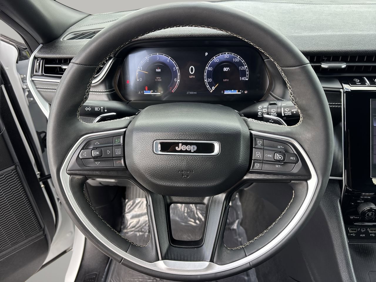 Used 2025 Jeep Grand Cherokee Altitude image 29