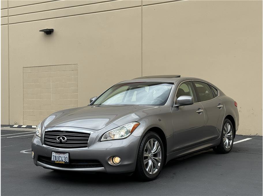 Used 2013 INFINITI M37 w/ Premium Pkg image 4