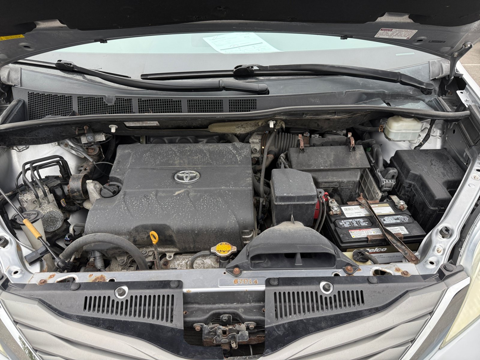 Used 2012 Toyota Sienna XLE FWD image 20