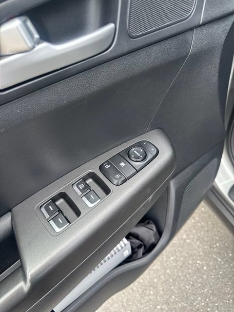 Used 2020 Kia Sportage LX AWD/4WD image 15