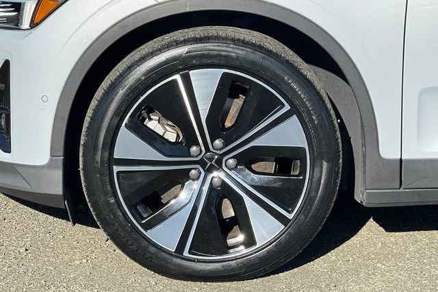 Used 2023 Polestar Polestar 2 w/ Pilot Pack image 34