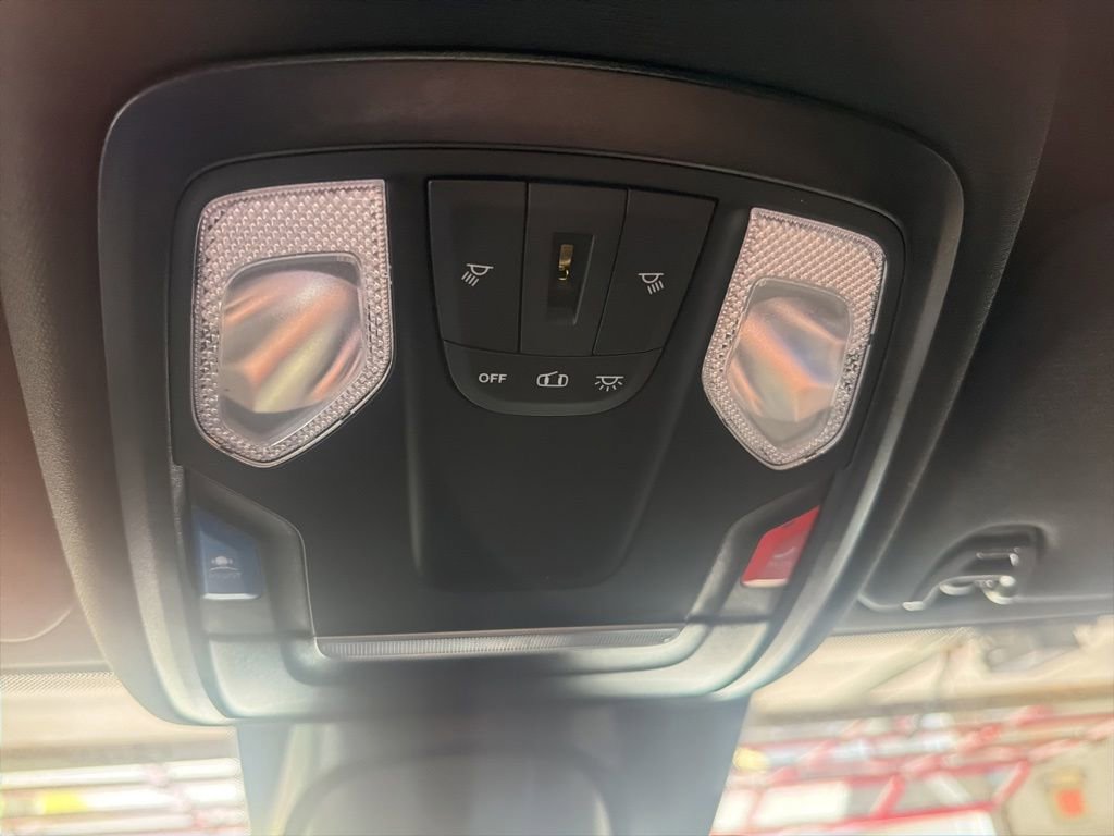 Used 2025 RAM 2500 Big Horn AWD/4WD image 18