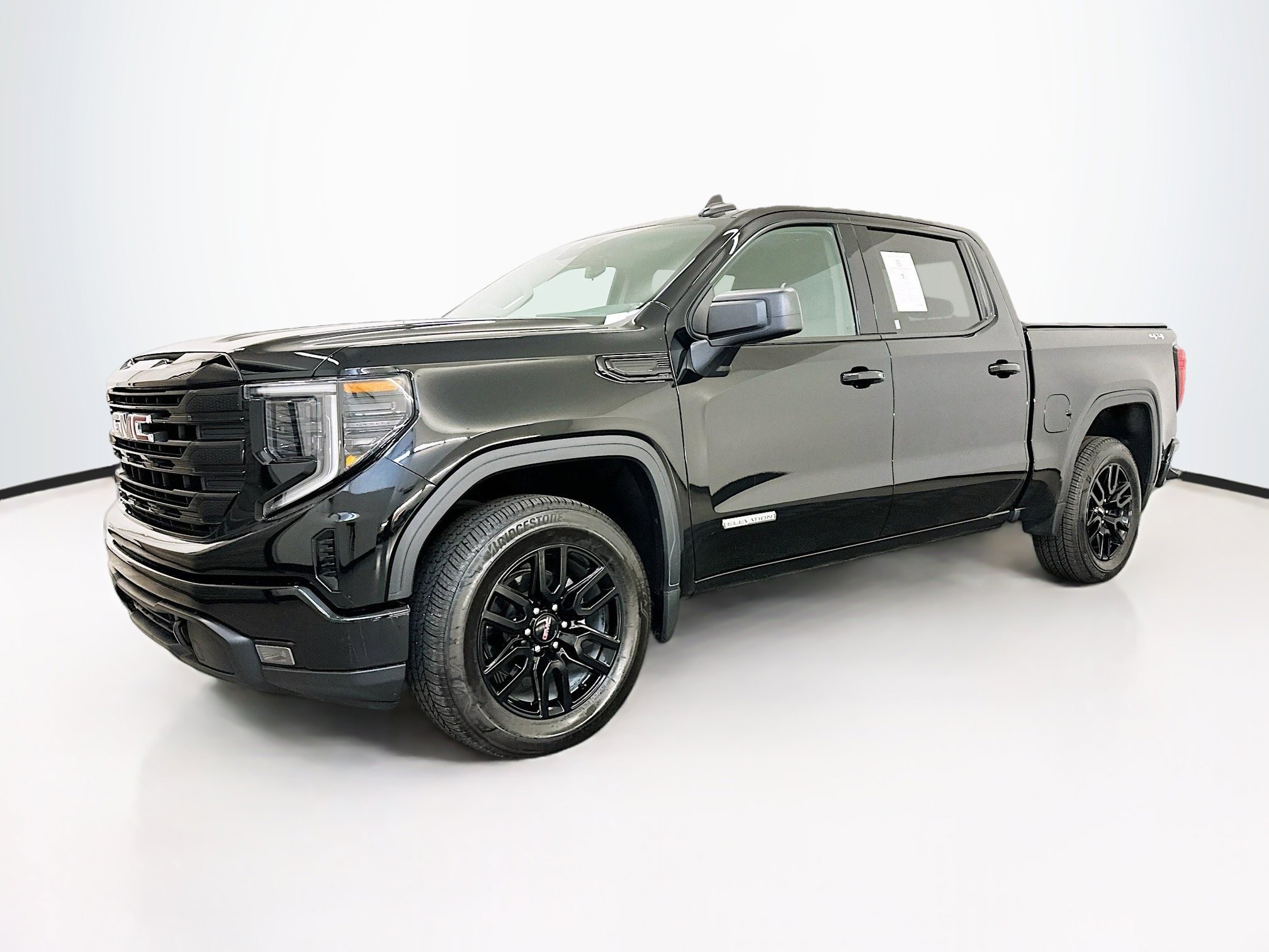 Used 2024 GMC Sierra 1500 Elevation image 3