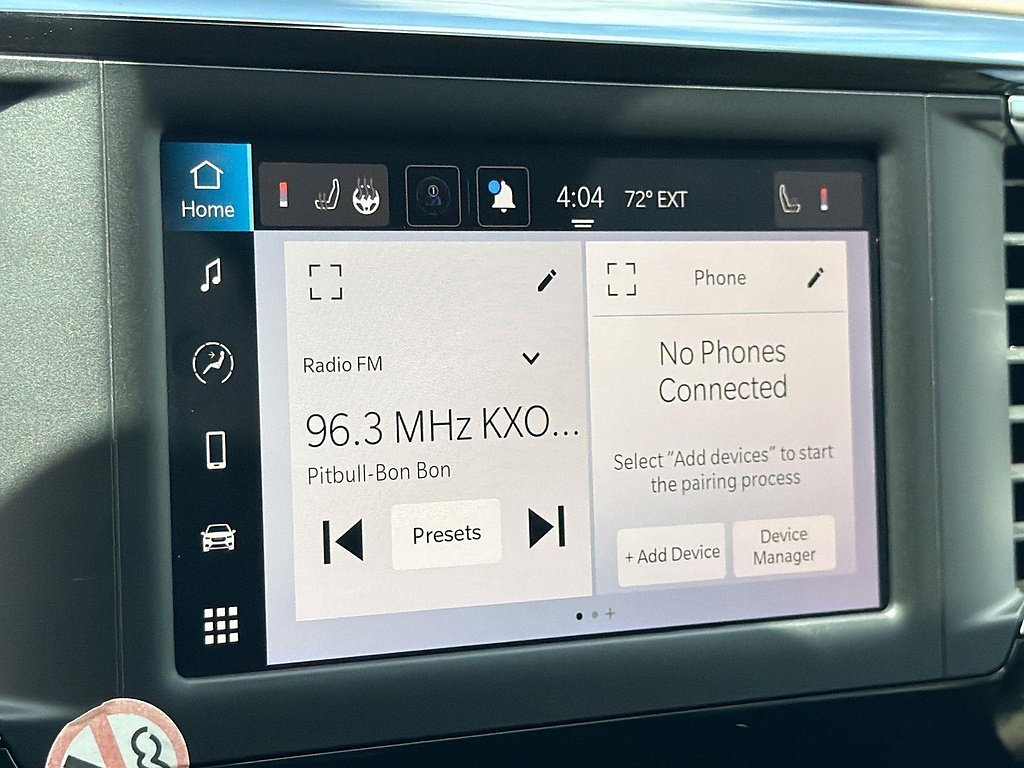 Used 2023 Chrysler Voyager LX FWD image 10