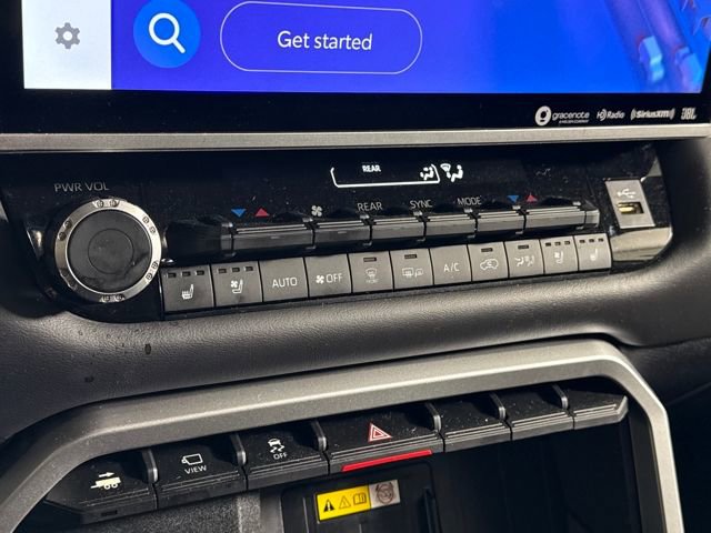 Used 2024 Toyota Sequoia Platinum image 30