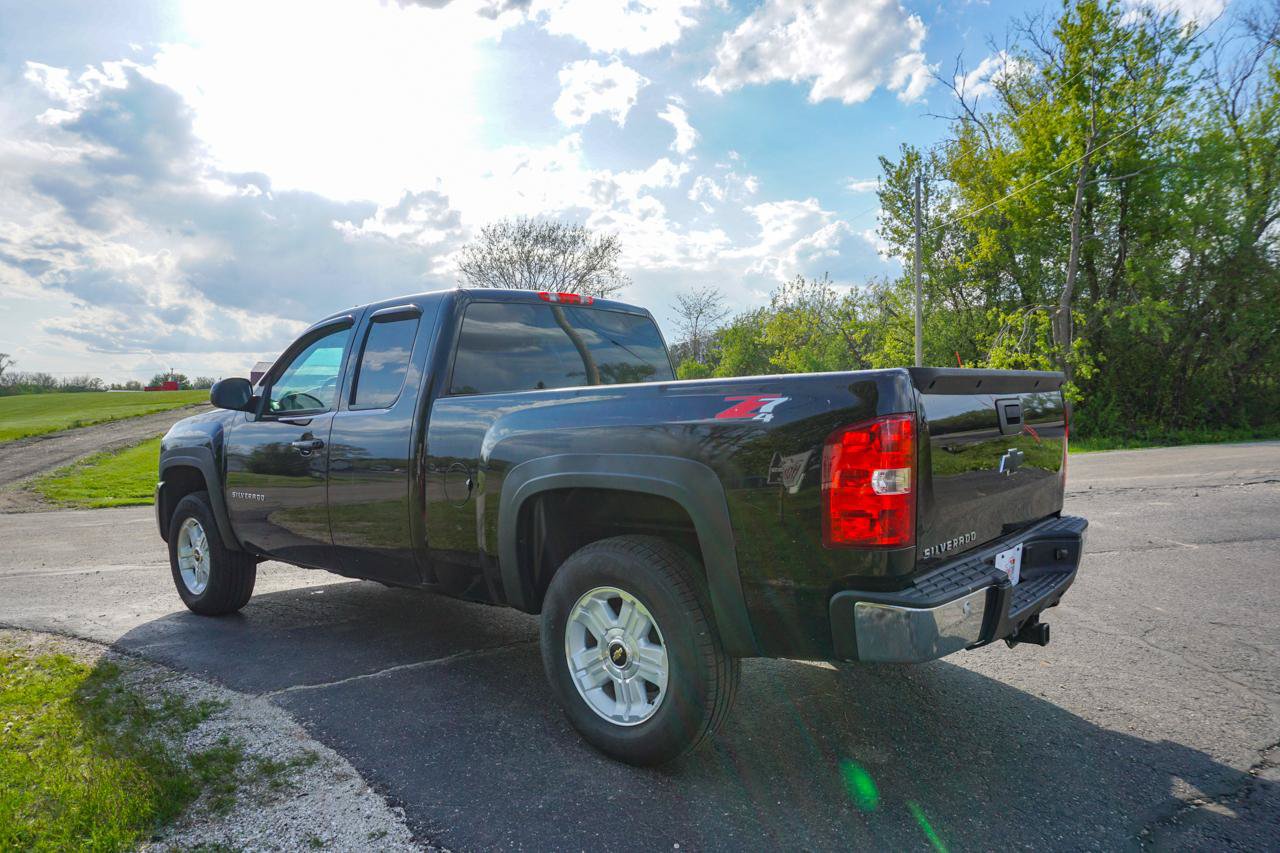 Used 2013 Chevrolet Silverado 1500 LT w/ All-Star Edition AWD/4WD image 5