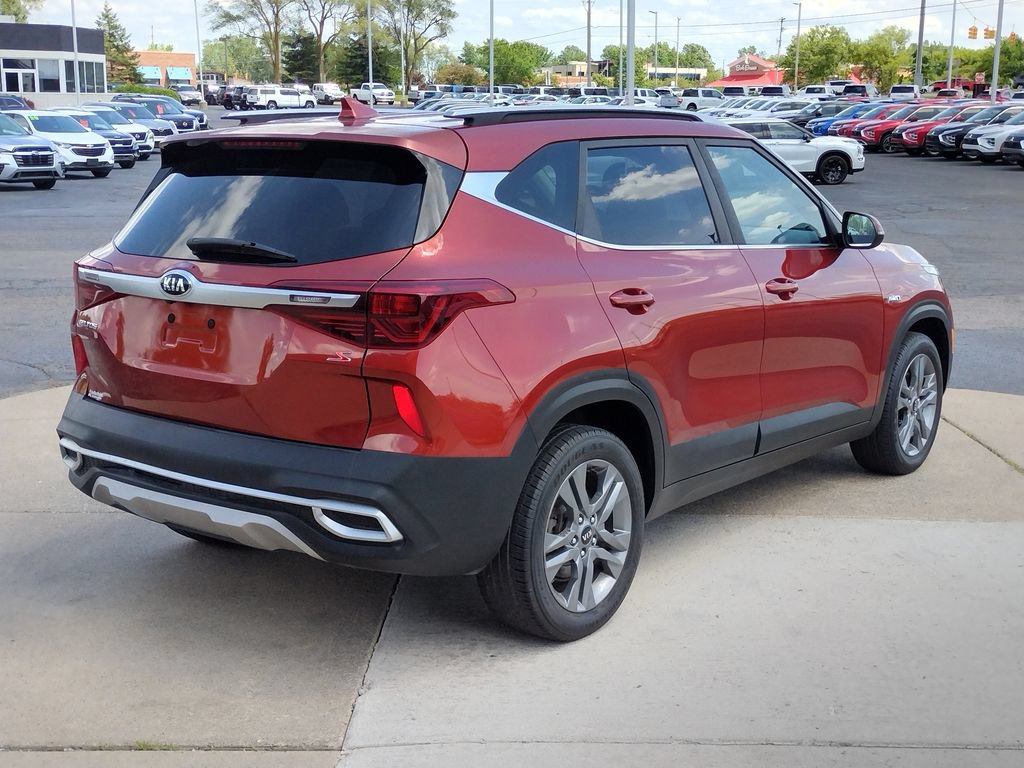 Used 2021 Kia Seltos S AWD/4WD image 14