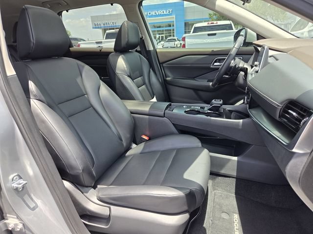 Used 2021 Nissan Rogue SV w/ Premium Package FWD image 17