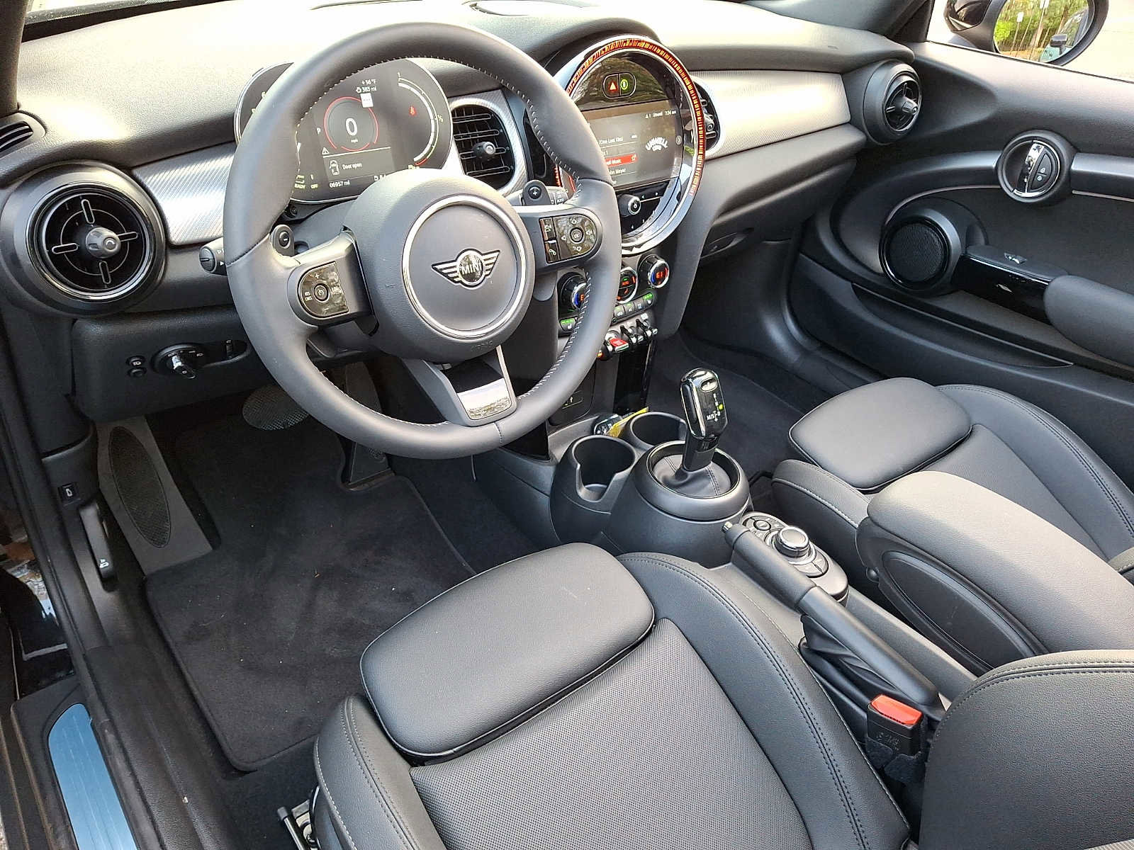 Used 2023 MINI Cooper S FWD image 8