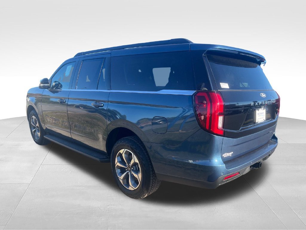New 2027 Ford Expedition Max Active AWD/4WD image 3
