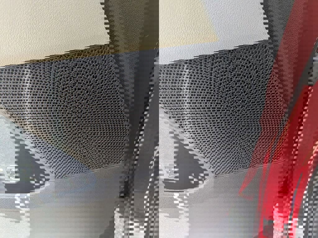 Used 2023 Kia Sorento SX image 18