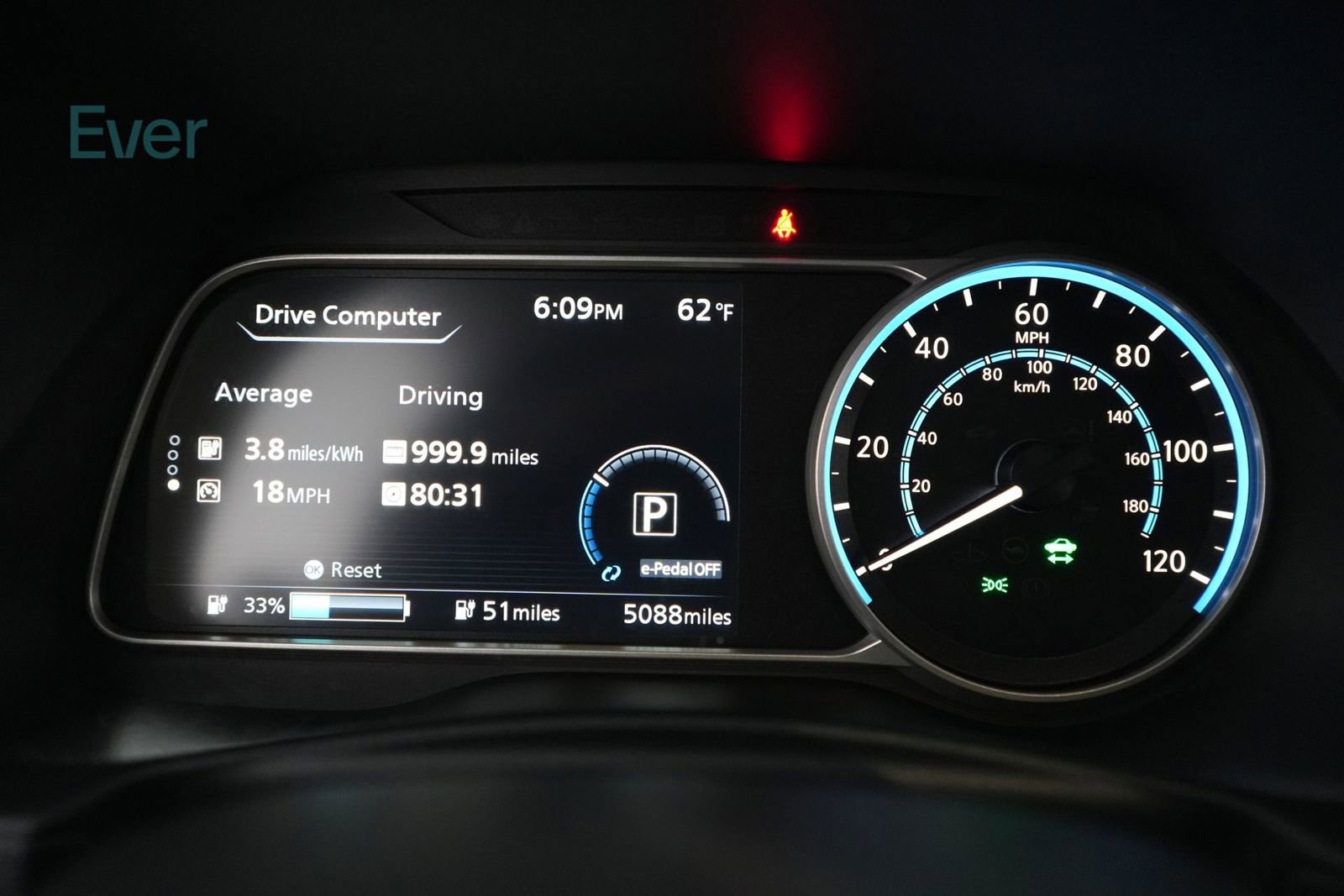 Used 2025 Nissan Leaf S FWD image 7