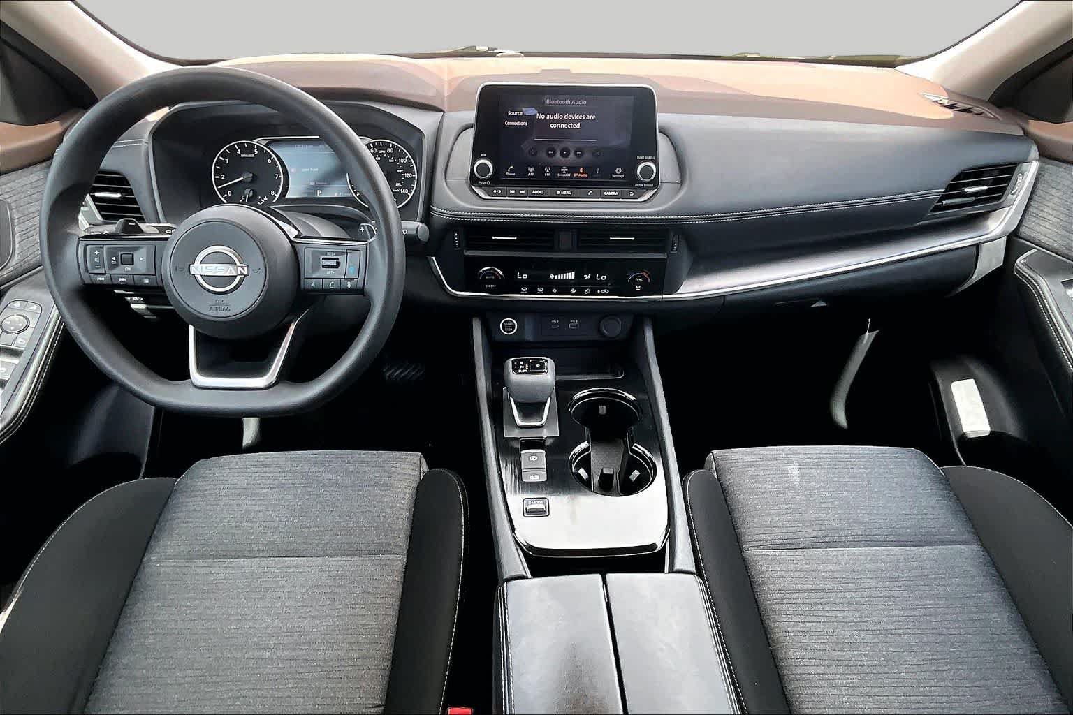 Certified 2023 Nissan Rogue SV FWD image 14