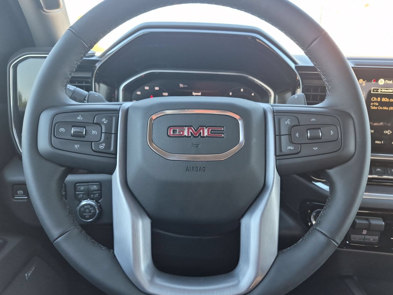 New 2026 GMC Sierra 1500 SLT w/ SLT Premium Package AWD/4WD image 12