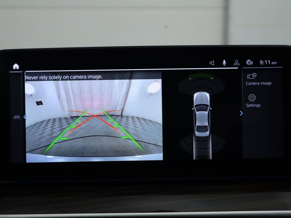 Used 2021 BMW 530e xDrive 530e iPerformance w/ Convenience Package image 16