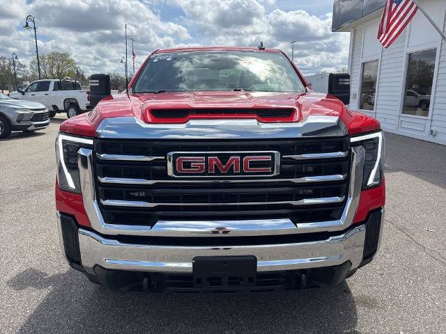 Used 2024 GMC Sierra 2500 SLE AWD/4WD image 2