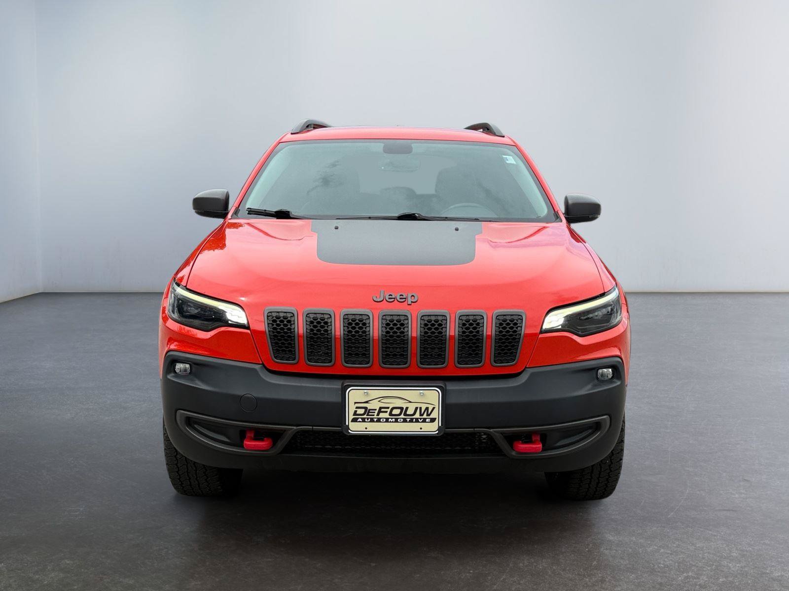 Used 2021 Jeep Cherokee Trailhawk w/ Comfort & Convenience Group AWD/4WD image 8