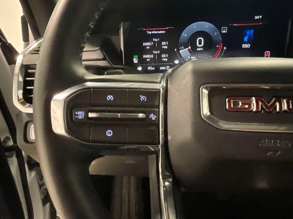 Used 2025 GMC Acadia Elevation image 36