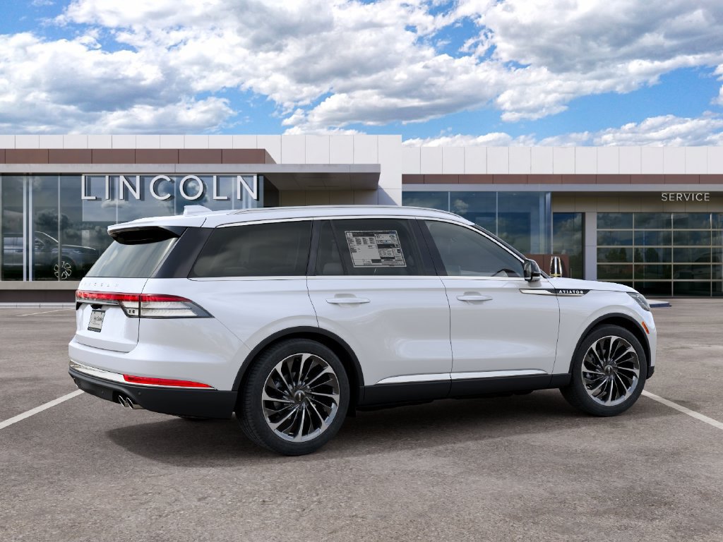 New 2027 Lincoln Aviator Reserve AWD/4WD image 6