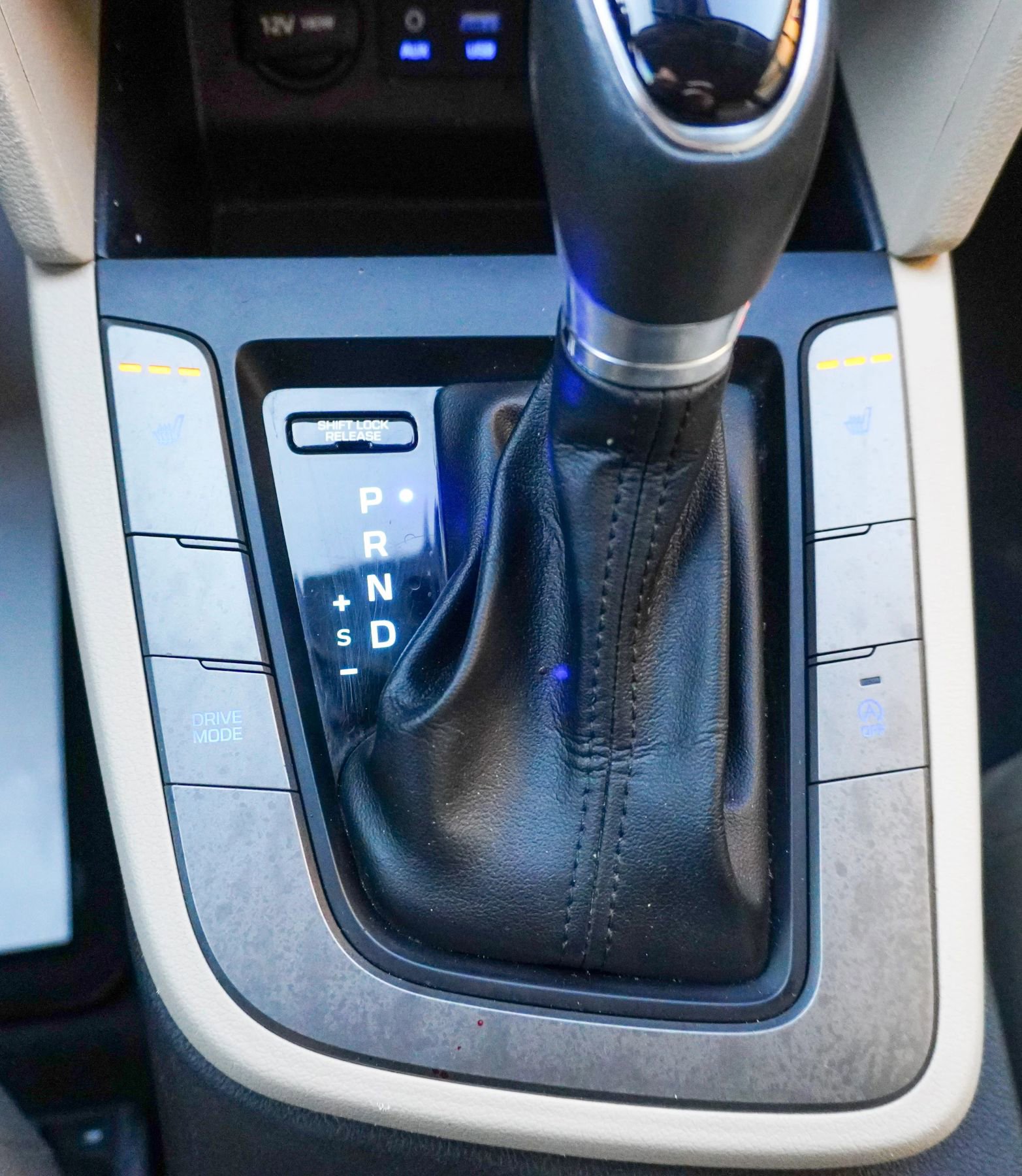 Used 2020 Hyundai Elantra ECO image 31