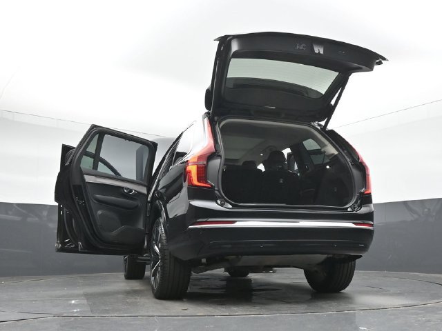 Used 2026 Volvo XC90 B6 Ultra AWD/4WD image 56