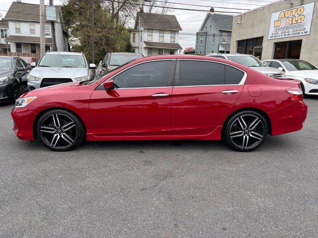 Used 2017 Honda Accord Sport image 5