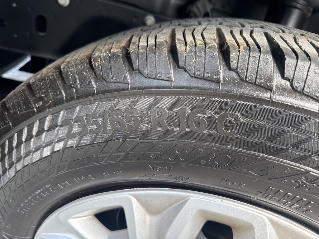 Used 2024 Ford Transit 250 Low Roof w/ Exterior Upgrade Package image 25