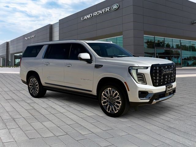 Used 2025 GMC Yukon XL Denali Ultimate w/ LPO, Floor Liner Package AWD/4WD image 7
