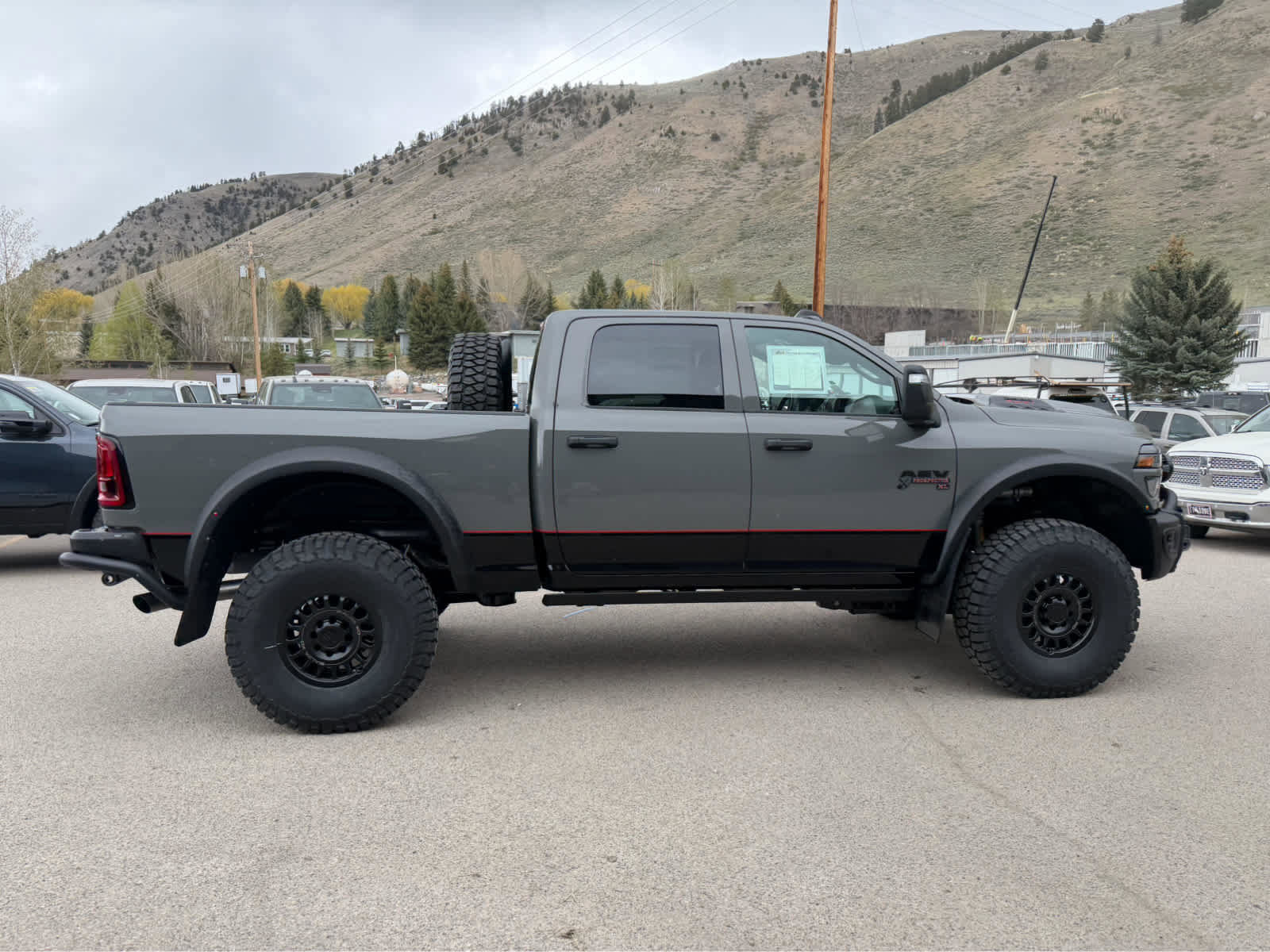 New 2026 RAM 2500 Tradesman AWD/4WD image 16