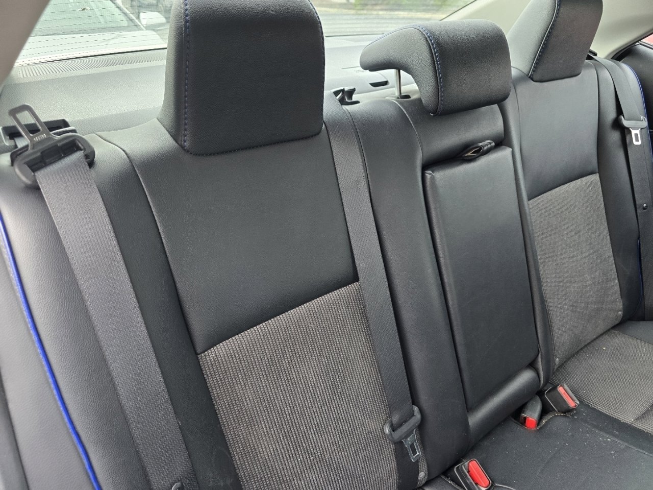 Used 2017 Toyota Corolla SE image 11