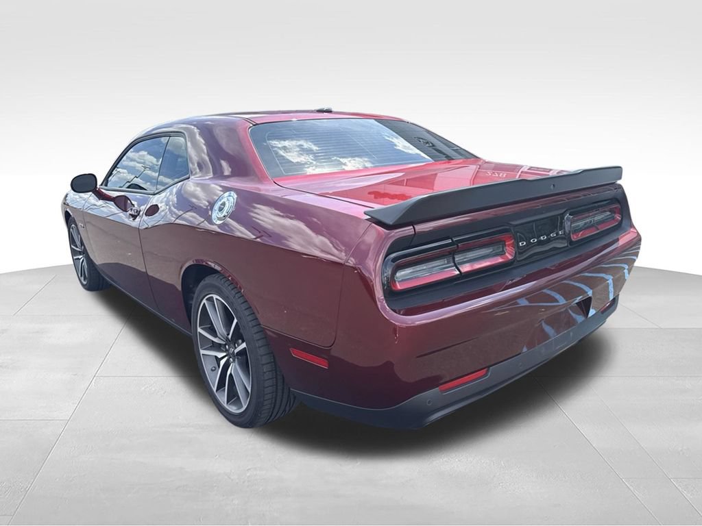 Used 2023 Dodge Challenger R/T RWD image 6