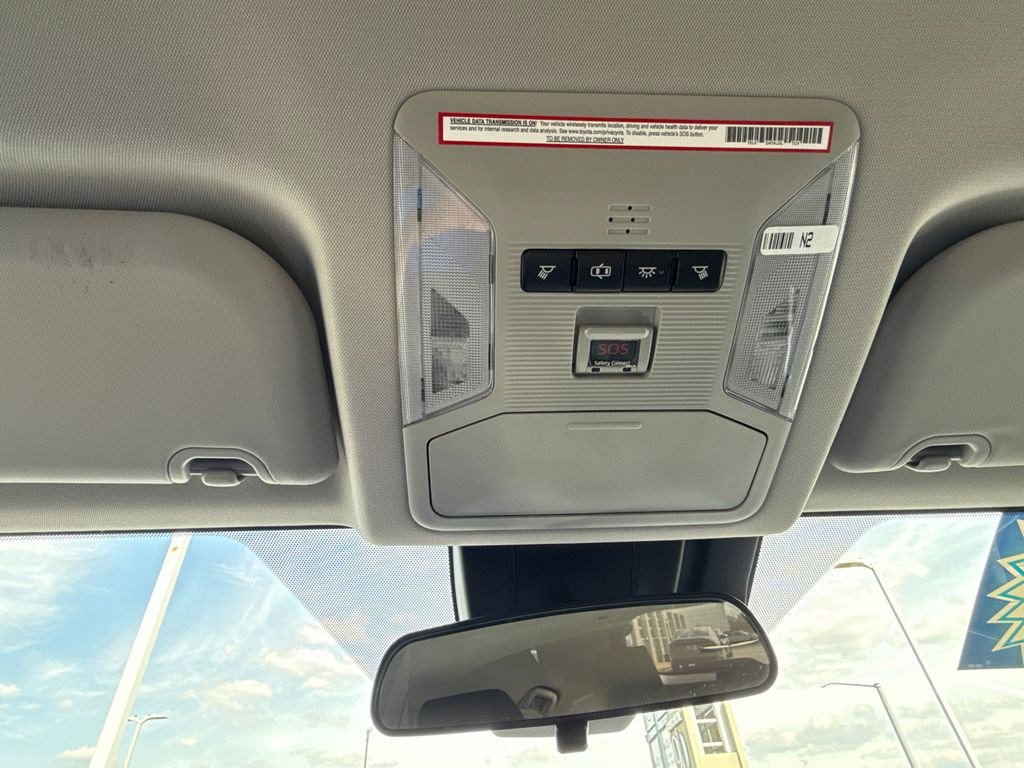 Used 2019 Toyota RAV4 LE w/ Carpet Mat Package AWD/4WD image 30