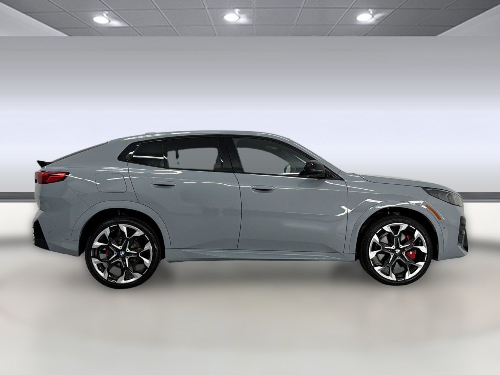 New 2026 BMW X2 xDrive28i w/ Technology Package AWD/4WD image 8