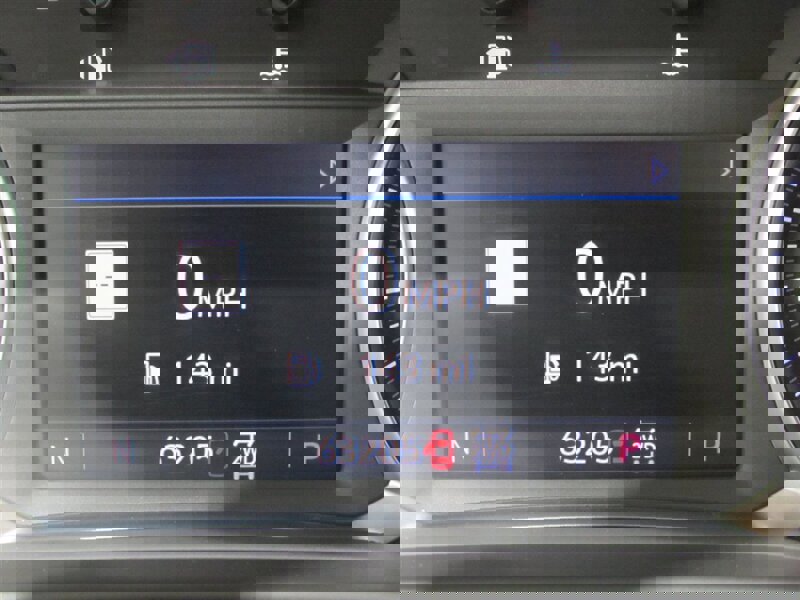 Used 2023 GMC Acadia SLT image 33