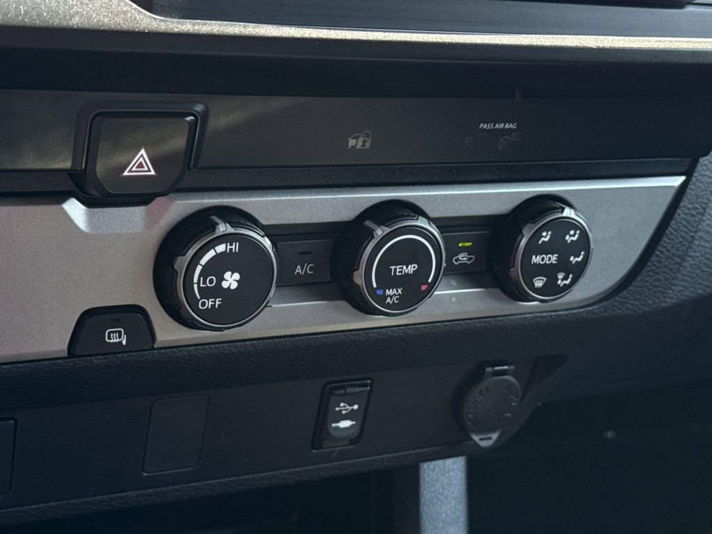 Used 2019 Toyota Tacoma SR image 19