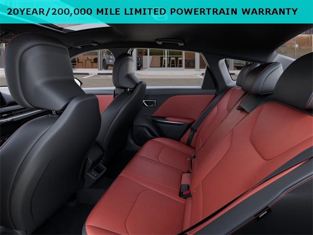 New 2025 Kia K4 GT-Line w/ GT-Line Premium Package image 18