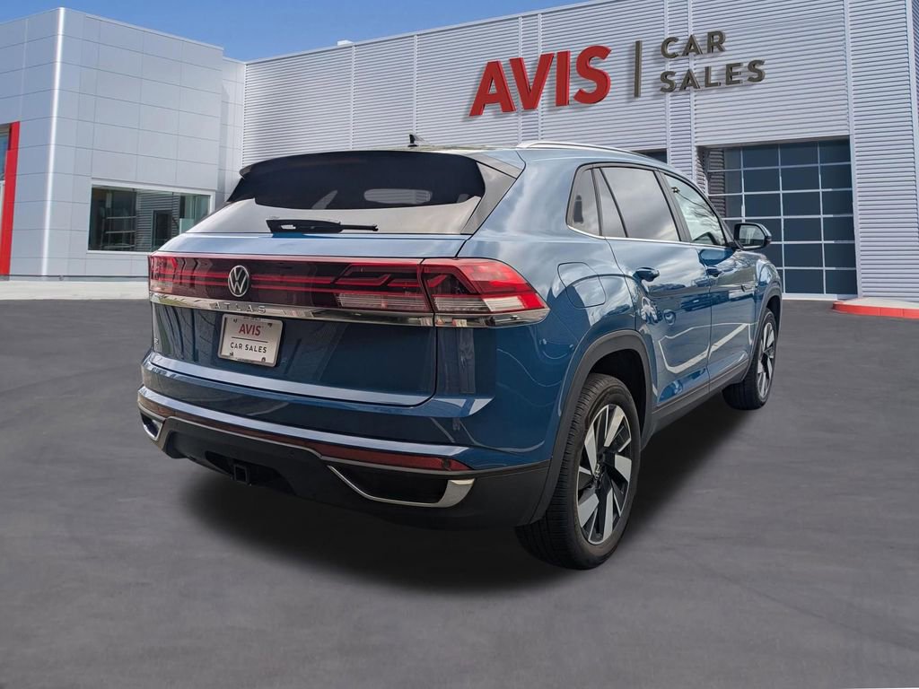 Used 2025 Volkswagen Atlas Cross Sport SE FWD image 6