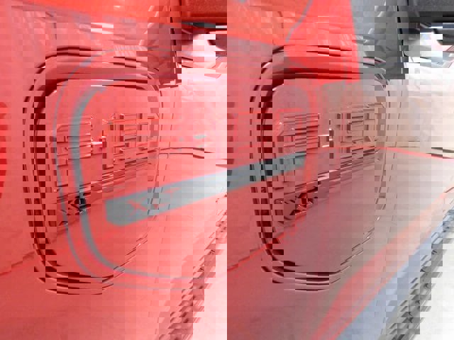 Used 2023 Ford F150 Lightning XLT image 12